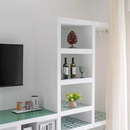 Giardino Archeologico 4*