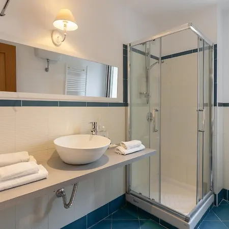 Giardino Archeologico 4*