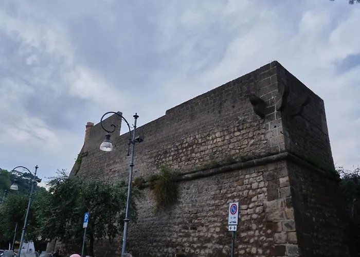 Giardino Archeologico 4* سورينتو