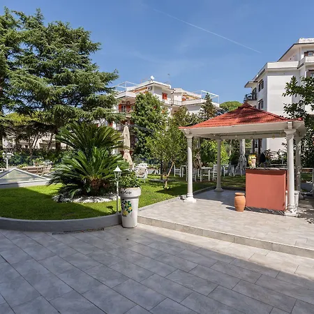فندق مبيت وإفطار Giardino Archeologico سورينتو