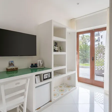 فندق مبيت وإفطار Giardino Archeologico 4*